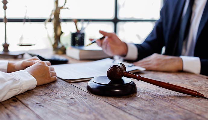A person consulting with a legal person
